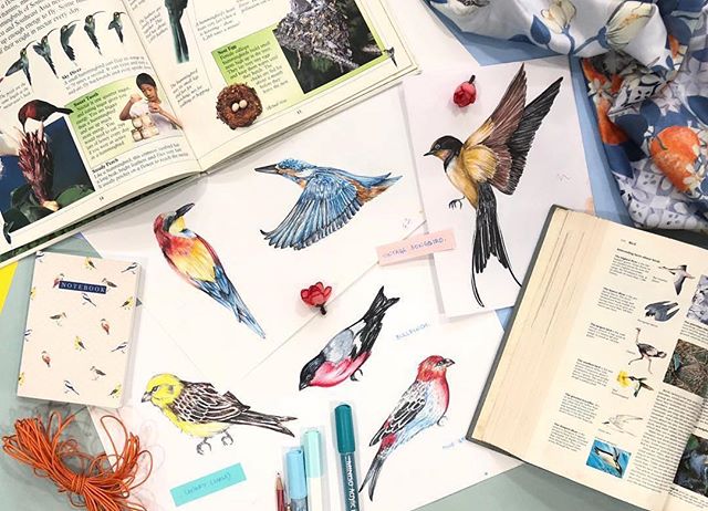 patternbank's tweet photo. https://t.co/rQf0KYqQCE
・・・
Hello Birdies 🕊 #workinprogress #patternbank #birdillustration #patternobserver #patterncurator #illustrations #printdesign #printdesigner #textiledesign #textiledesigner #sketch #artistsoninstagram #lbbdelhincr #exposeme #birddrawing https://t.co/qCWVXh5B83