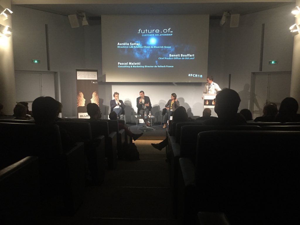 Travolution_fr's tweet photo. « Google et Amazon construisent un monde post-marques » Pascal Malotti @valtech_ souligne l’importance de la #RelationClient pour consolider l’engagement à sa marque à l’approche du #VocalFirst #FCR18 https://t.co/VwLfzAd61V
