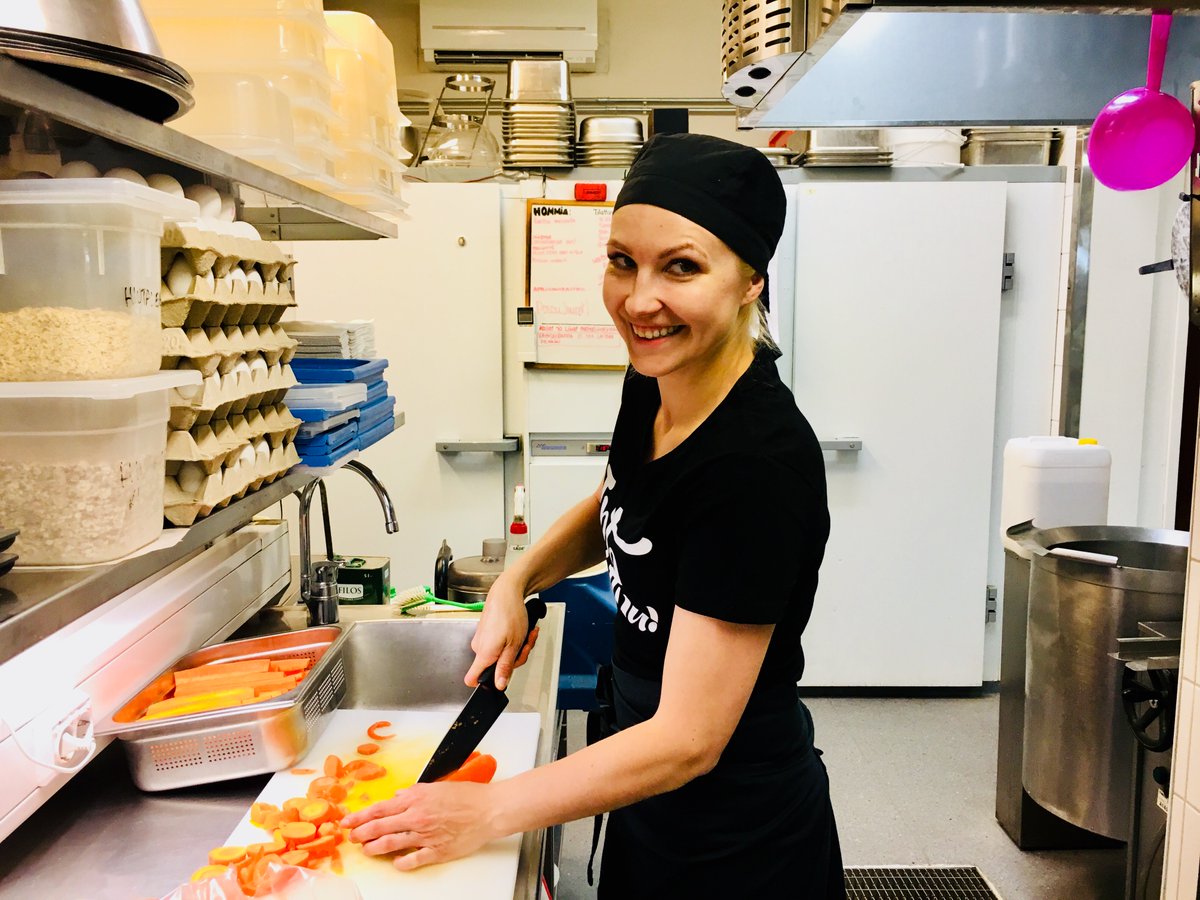SjkCongress's tweet photo. Esittelemme blogin kautta kaikki Seinäjoen parhaat kokous- ja tapahtumapaikat. Tällä kertaa Myyntipällikön TET-päivää vietettiin @Hotelli_Alma ssa. Lue mitä päivä piti sisällään https://t.co/SEmSmwuDtL #täälläasuuhyväkokous #seinäjoki https://t.co/v524utQXZB