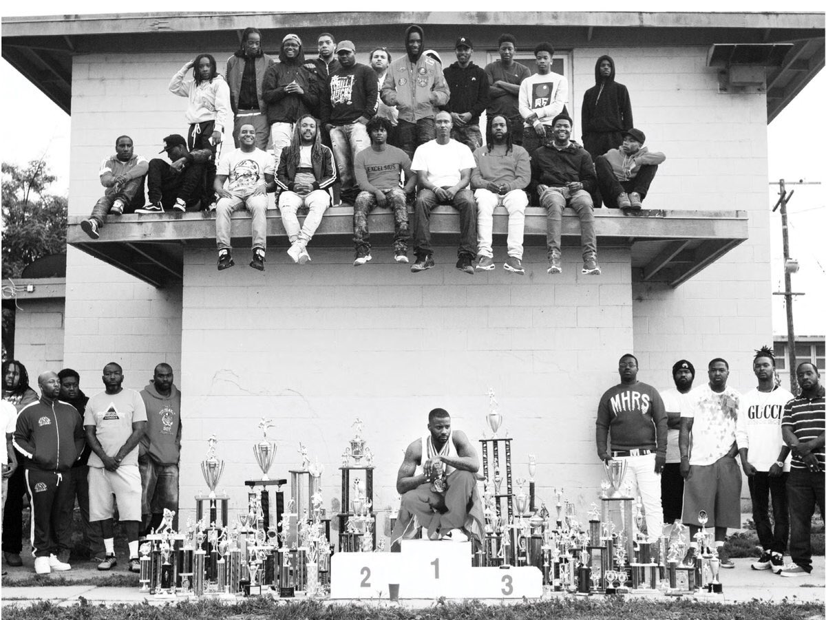 TopDawgEnt's tweet photo. Wake up to @JayRock’s new album #Redemption! Available NOW! #TDE 
Digital: https://t.co/W2JmLNLkNT
Physicals: https://t.co/uRBiOQ5cmR https://t.co/cy4HIerKGw