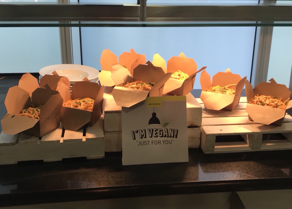 Happy Friday with nice food! <a href="/Neringa57622386/">Neringa</a>  <a href="/RHangyal/">Reka Hangyal</a> @inthefrow <a href="/iamivank/">Ivan K 💜💙</a> <a href="/MarcinJoze/">Marcin Joze</a> <a href="/ZM876/">Zoe Moulson</a>