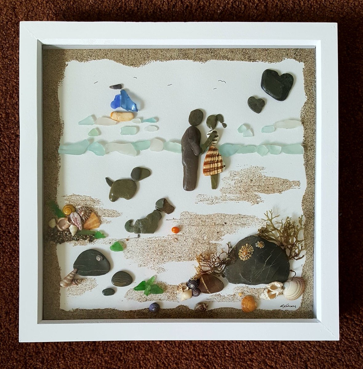 RebeccaKitney's tweet photo. Just finished a dog walking picture, created with exclusively Cornish Beach materials.... more specifically, #Looe and #Polperro #Beach.
https://t.co/QhjwbV8APe 
#Dogs #playing #fetch #loveisland #Kernow https://t.co/iAb5wyoS28