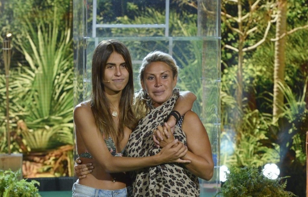 Cuando el corazón se nos rompió anoche #SVFinal2 #10AñosMYHYV #SofiaGanadoraSV