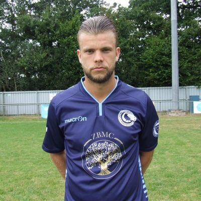 HawksFCOfficial's tweet photo. Whitehawk can also confirm the signing of versatile ex-Bristol City man Henry Muggeridge. Henry also played for @CrowboroughAFC @Lewes_cfc and @tonbridgeangels https://t.co/dZgfXeG68r