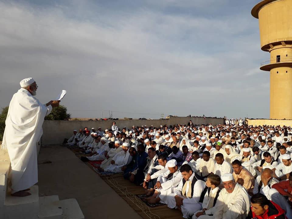 Lyobserver's tweet photo. Hundreds of thousands of people across the country performed #Eid prayers (Salat al-Eid) on Friday https://t.co/tjM2mxL79J