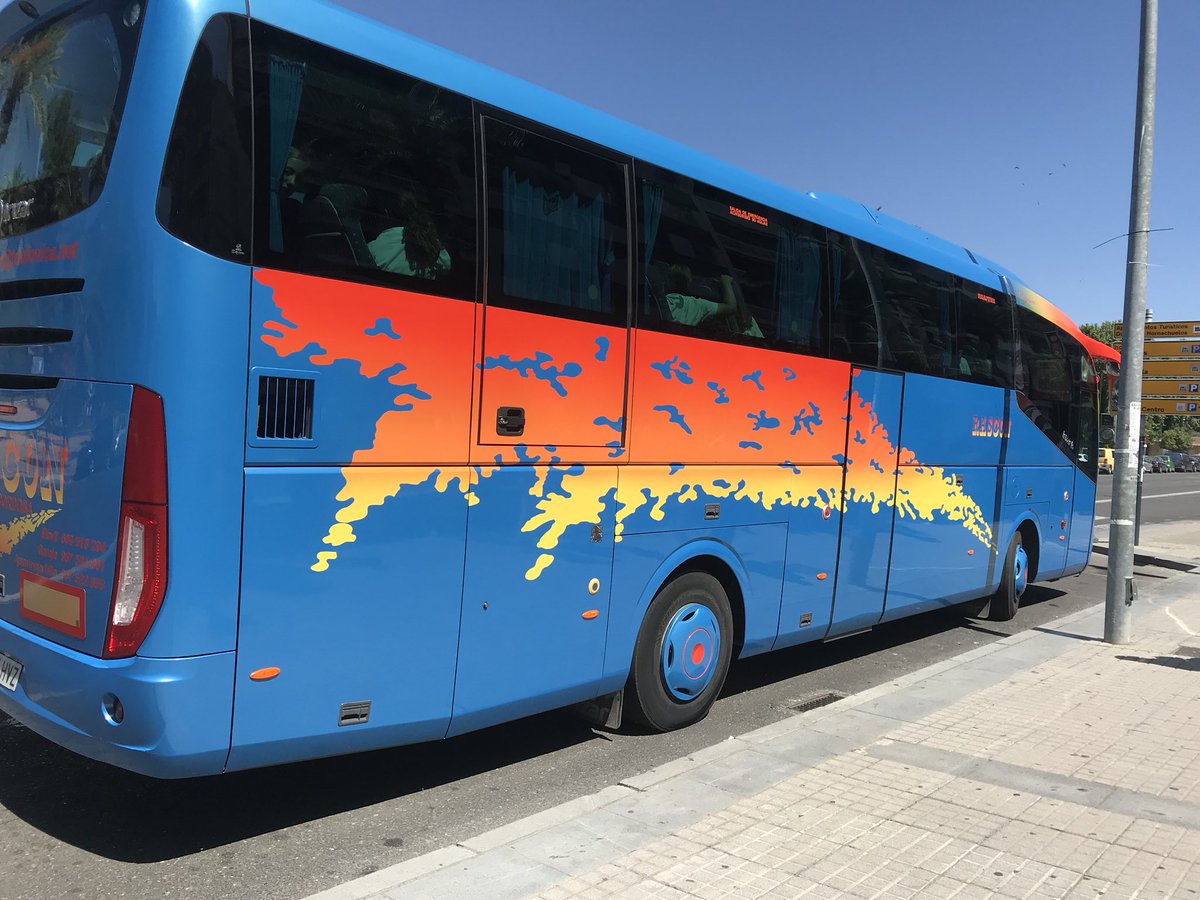 AlminarEsclavas's tweet photo. Ya partió con destino a Madrid la expedición de @esclavascordoba para disputar la #VCopaACI de @feducaci A disfrutar de esta gran experiencia en la que nuestro Club Deportivo @AlminarEsclavas estará muy buen representado. https://t.co/cSRfAwPclj