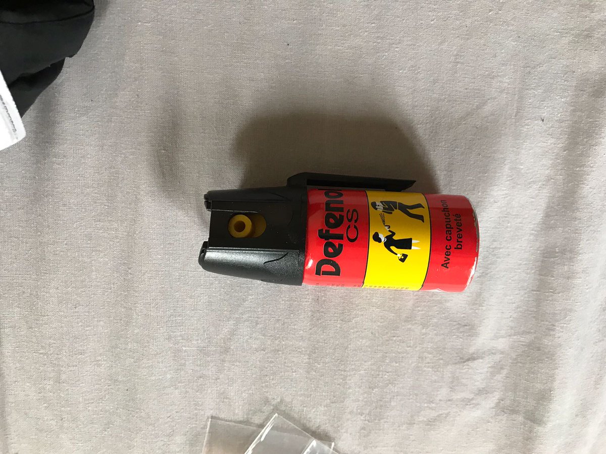 MPSTowerHam's tweet photo. Two gang members from E3 were arrested yesterday by #HTCID for a variety of offences including the supply of cannabis, possession of CS spray and possession of live ammunition. Both have been charged and remanded by police. https://t.co/9ohWTauE2L