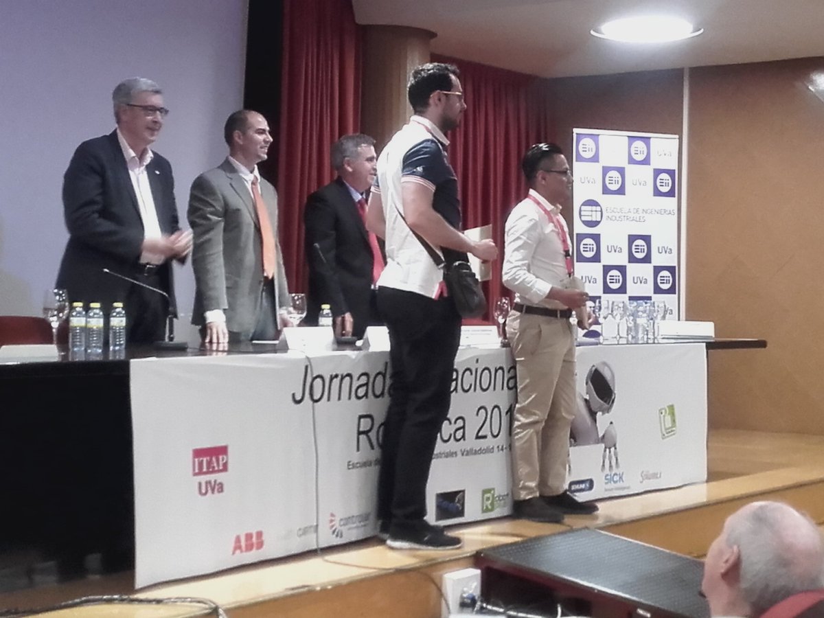 EiiUVa's tweet photo. Entrega de los premios a las mejores comunicaciones de doctorado en las Jornadas Nacionales de Robótica 2018. 

ENHORABUENA! https://t.co/iXD7wrAPBV