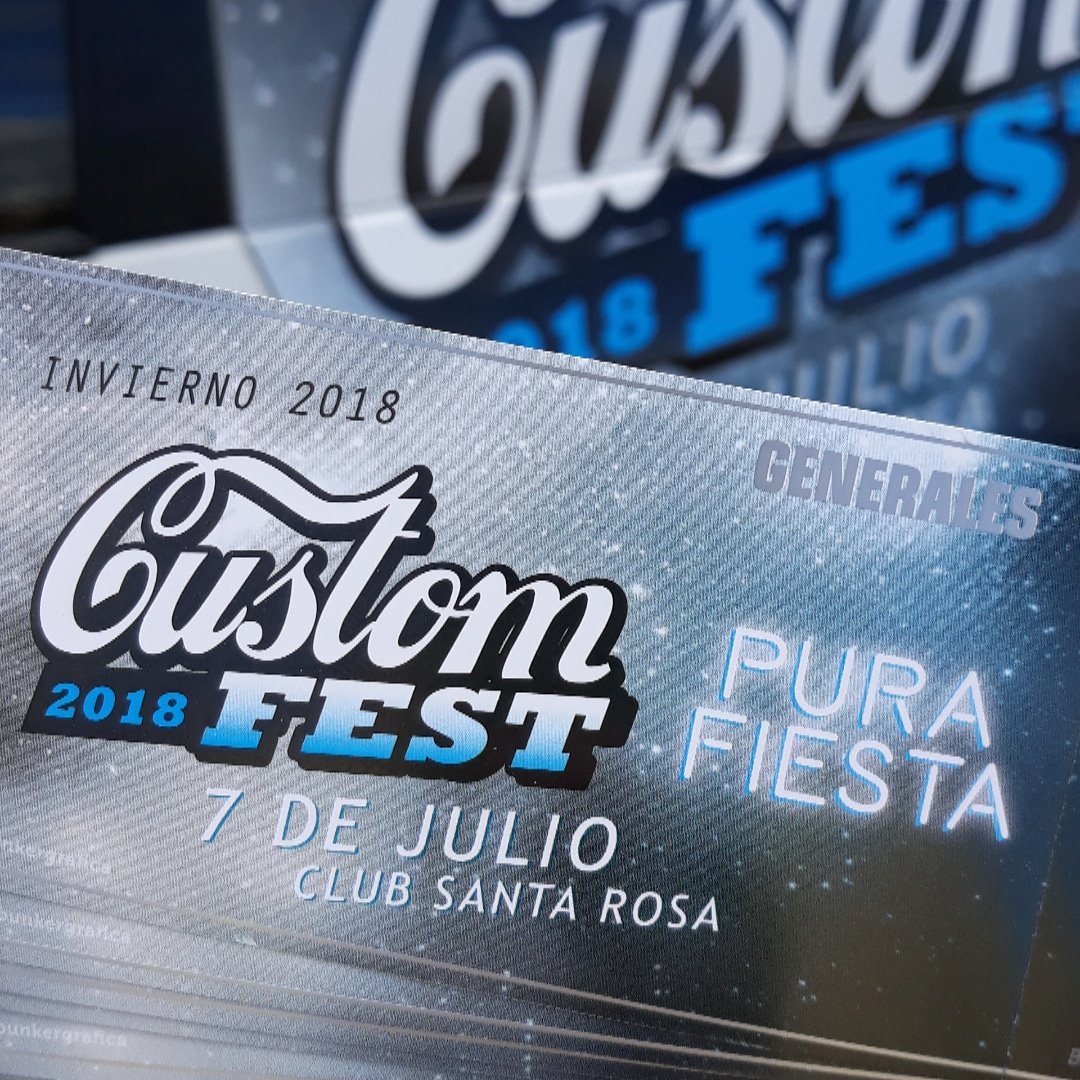 customfestch's tweet photo. La fiesta más esperada de todo el invierno está llegando ❄��� ATENTOS porque muy pronto salen a la venta las entradas para la gran noche 💣🔥Te la vas a perder ? #7DeJulio #ClubSantaRosa #Chajarí #CustomFest #PuraFiesta #Invierno2018 https://t.co/BM9B9aHa9m