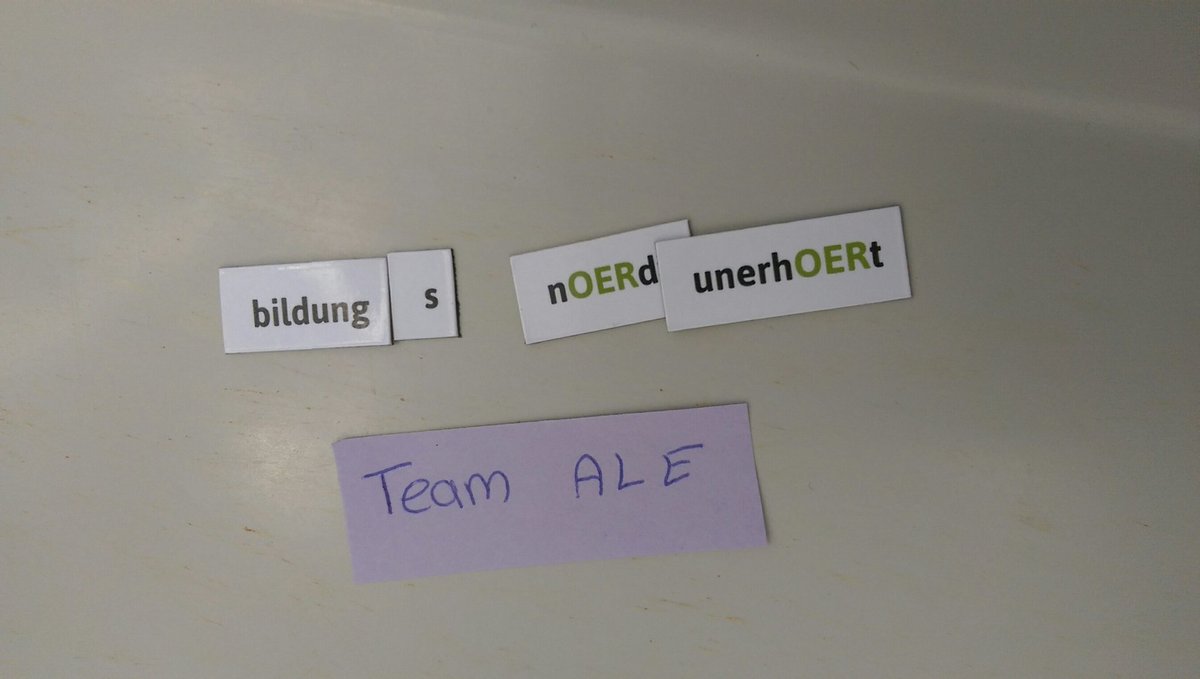 Alena_Beh's tweet photo. Weisheit Nr. 2 #OERcamp18 https://t.co/ZZw2TeA4hp