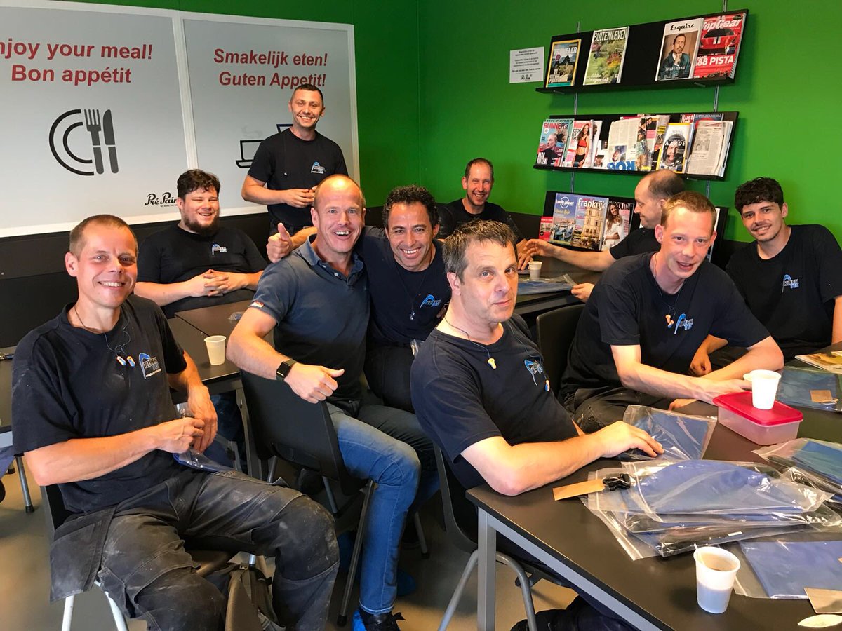 Prepain Oldenzaal, onze mannen ook extra in het zonnetje ! #trots #blijmetschoon <a href="/gomschoonhouden/">Gom</a> #dagvandeschoonmaker