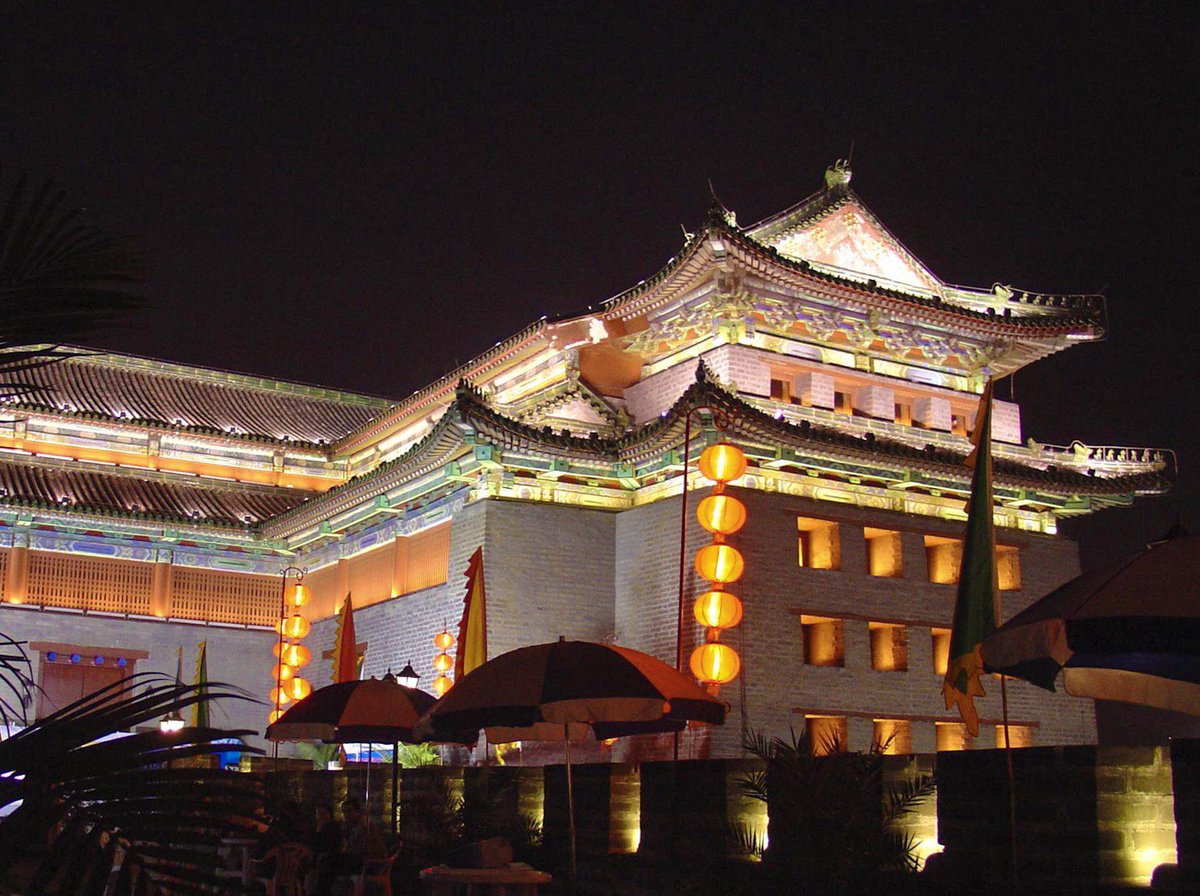 VisitBeijingcn's tweet photo. Besides the #GWH2 Promotion Event, Ming City Wall Ruins Park by night is an event in itself. A cross-cultural conference plus a light show, what a night!
Sponsored by @airchina https://t.co/eOg5bRyBLb