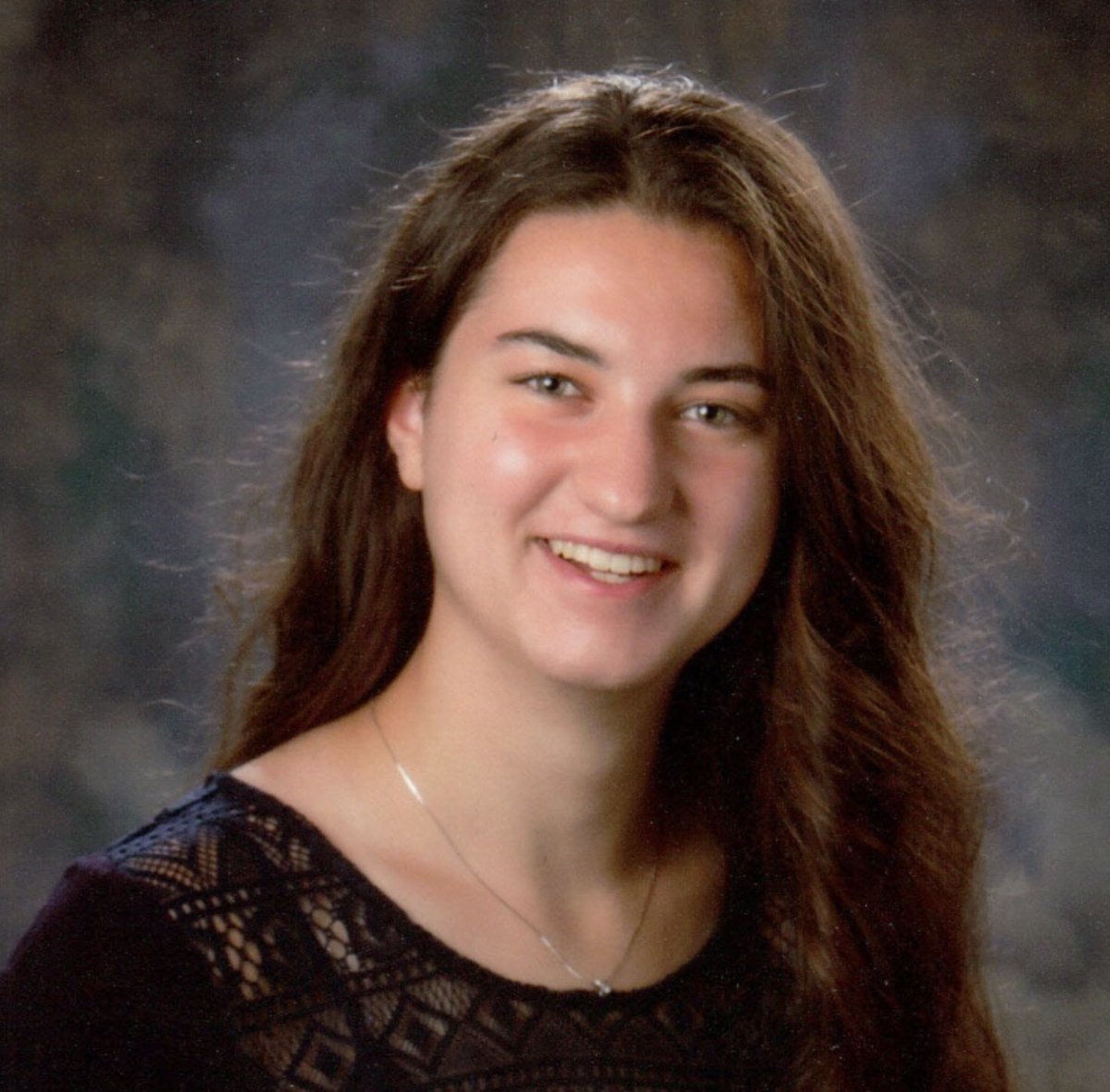 #FreshmanFriday Welcome to Christina Rogers (Foxborough, MA/RPI ‘22). US Lacrosse All-Academic, Hockomock League All Star.