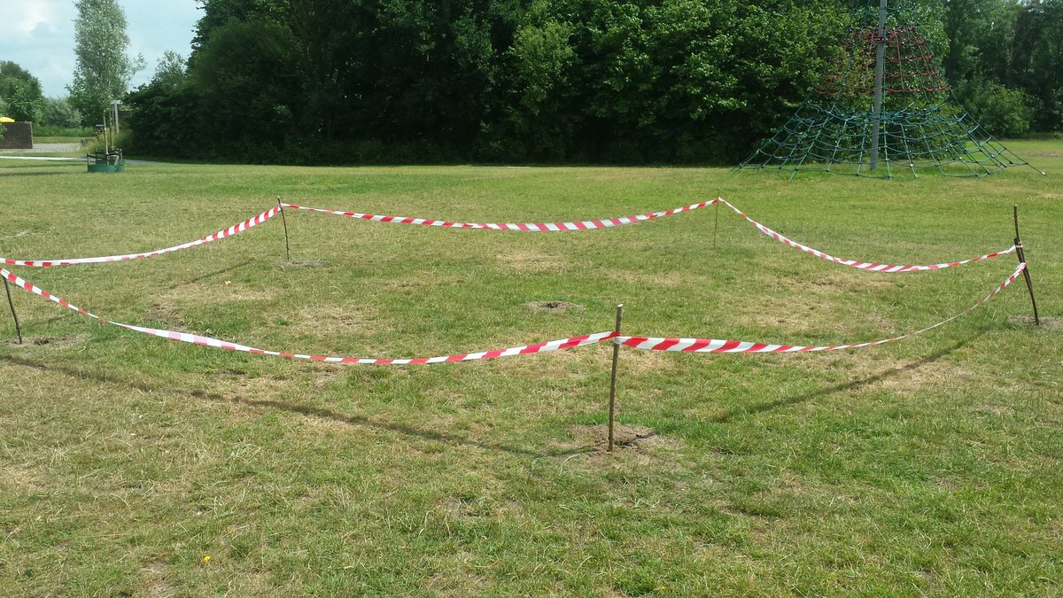 LeistraAlex's tweet photo. zelf maar even met een vaste klant creatief geweest  #VEILIGHEIDVOOROP #GROENSTER https://t.co/b6fSo3URbb