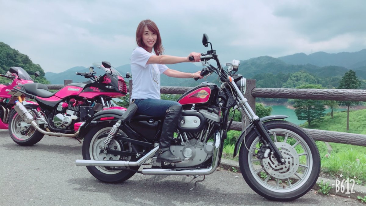 ジロリアンライダーマッキーw Twitter पर ハーレー買ったの キャブ車にしたの とりあえず いろいろいじりたいの ハーレー ハーレーダビッドソン ハーレー女子 T Co Pgoh5rdv3e Twitter