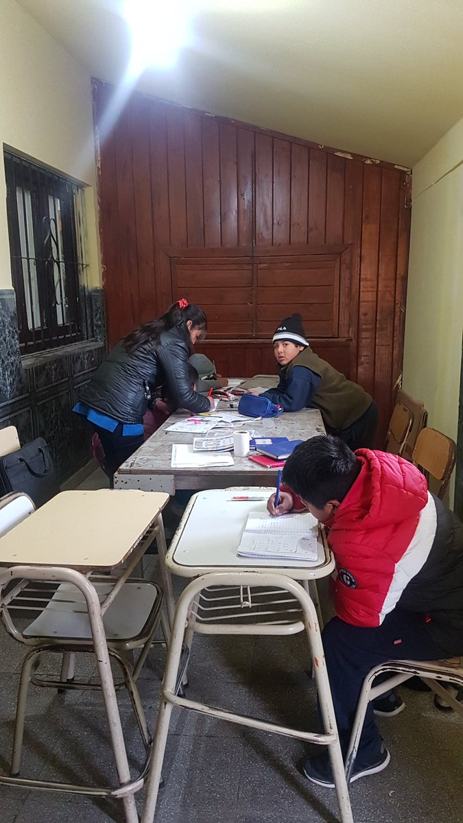 Seño Elsa y Profe Rubén afianzando trayectorias en el CAI 10! <a href="/fguillesaavedra/">GUILLERMO SAAVEDRA</a> <a href="/artydance23/">Gilda Rodríguez</a> <a href="/aniberruezo/">analia berruezo</a> <a href="/patriciapinasco/">Patricia Pinasco</a> <a href="/AlancayDel/">CAROLINA ALANCAY</a> @YanilMarisol <a href="/Titii_Robledo/">Mica Robledo</a> <a href="/UrtubeyJM/">Juan Manuel Urtubey</a>