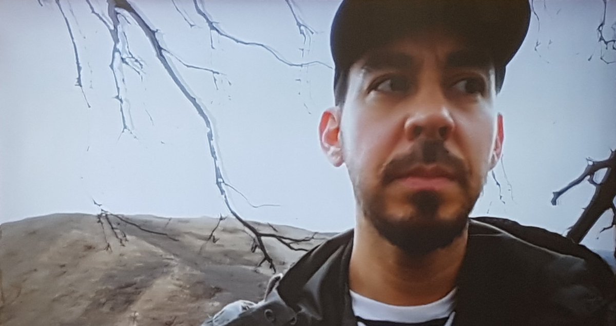 Luthien_22's tweet photo. Home from work! Now for a few hours of listening to @mikeshinoda #PostTraumatic ๐๐ค๐ฅ๐ฅ๐ฅ #PostTraumaticCelebrations #weareposttraumatic #WeLoveYouMikeShinoda #WeAreLPFamily https://t.co/KiqhLiBB2z