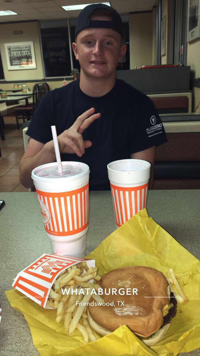 Lexi__Scott's tweet photo. Happy birthday to my bff!! Sorry I can’t be there to help you celebrate but I’ll see you soon! Love you Zachary 🎉🍻 https://t.co/kuyw9PcCRA