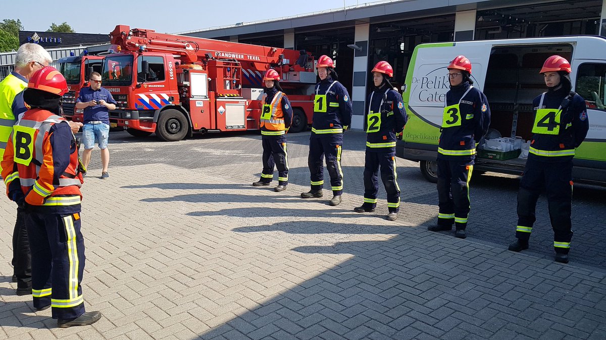 Morgen spelen onze aspiranten van de jeugdbrandweer uit Delfzijl de landelijke halve finales hoge druk in Oudewater. Zet 'm op!