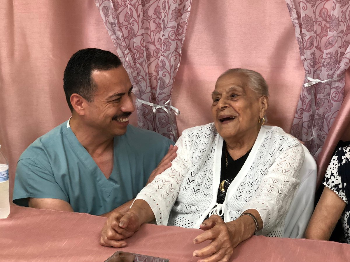 MayorAmbrosio's tweet photo. I was honored to spend some time with Francisca Monrreal from Pharr as she celebrated her 100th birthday today! On behalf of the City of Pharr, we send you many blessings as you celebrate this milestone in your life, and cheers to many more! #PharrPride https://t.co/sYS1oMwxhS