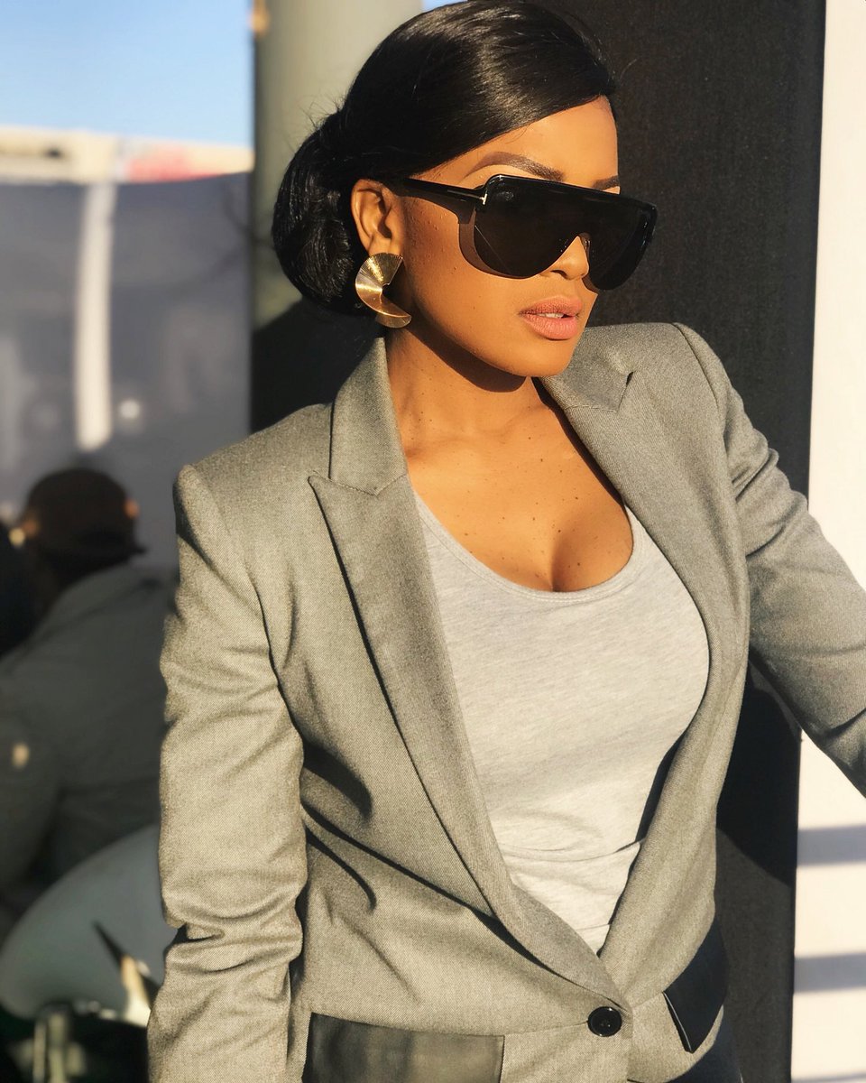 Leratokganyago's tweet photo. Lenyora 🖤 https://t.co/l37q5hPcyD