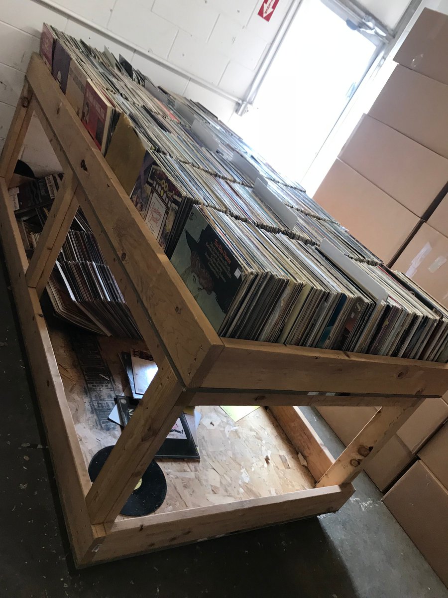 DISCLAND's tweet photo. Day 3 of the Warehouse sale is on. $20 dollar LP boxes. Fill it and go, no limit on how many boxes you can buy. #vinyl #records #lps #sale #burnsville #minnesota #discland https://t.co/KcSu7U83pI