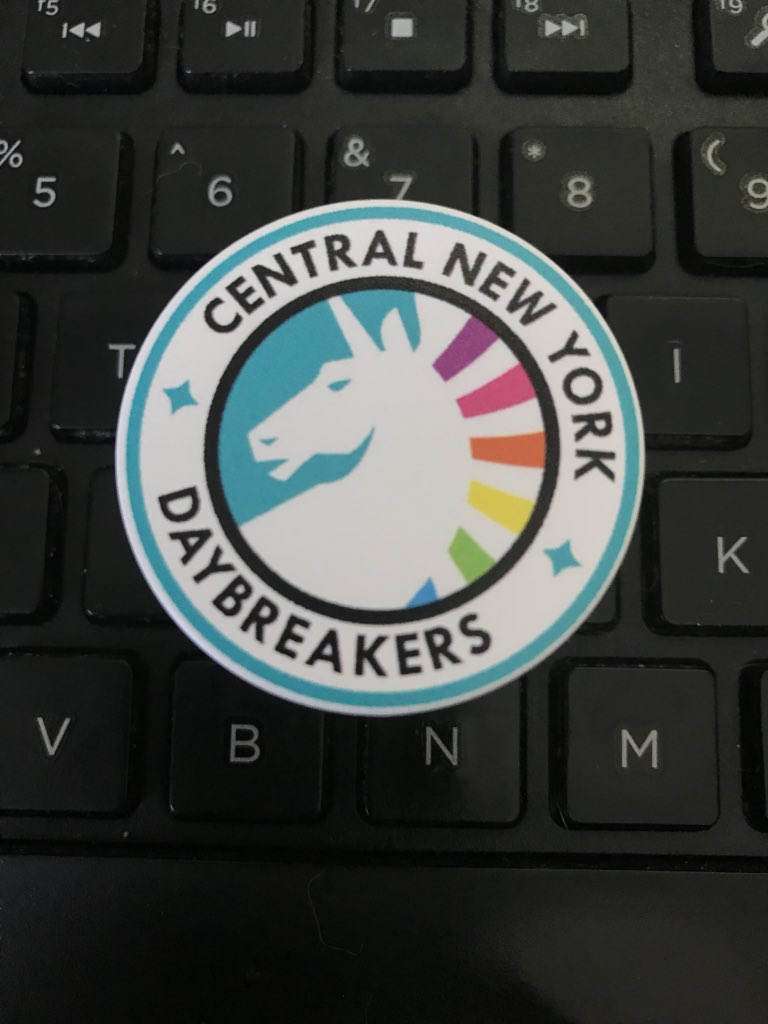 lindseycore's tweet photo. If you don’t have a custom Pop Socket with your team’s logo, are you really even living life? #CNYRD #daybreakers #wheelsofteal https://t.co/V7q3VL3eMe