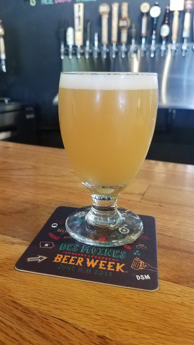 515Brewing's tweet photo. Our collab beer w/ @carrollbrewing and @OdellBrewing, Three the Hard Way, is officially on tap! It's a NE IPA brewed with Chinook (both Iowa and non-Iowa grown), Bravo, and Azacca hops. We have a limited quantity, so come grab a glass before it's gone! #HazeForDays #DSMBeerWeek https://t.co/JvdPxrmwoX
