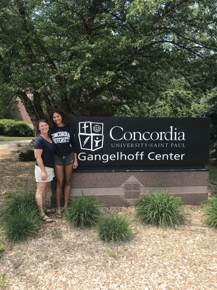 makayla9842's tweet photo. Excited to announce my verbal commitment to continue my education and basketball career at Concordia University Saint Paul! Thank you to my friends and family who have supported me throughout this journey! Go Golden Bears! 🐻💛 https://t.co/VtGV3VZax4