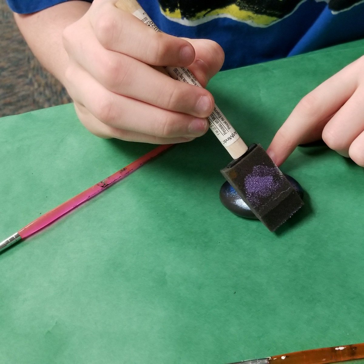 SoHoLibFriends's tweet photo. Kindness Rocks! Loved to see the teens at South Holiday Library painting rocks to spread kindness throughout the community. #SouthHolidayLibrary #SoHoLibFriends #PascoReads #SummerReading #SRC18 #HolidayFLRocks #KindnessRocks https://t.co/lmOpw9wW4l