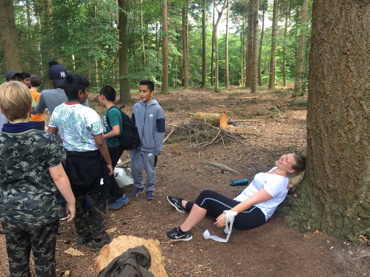 MisskempCM's tweet photo. Crash victim 🆘 they always leave me until last @DartfordGS #creativity18 https://t.co/Ra9SOF146e