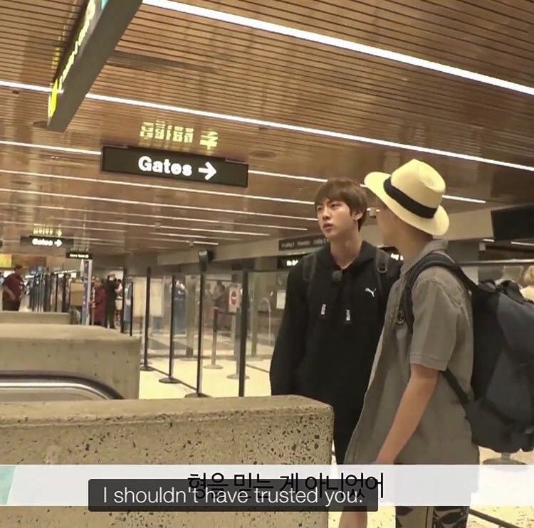 btsjutsu's tweet photo. this is the funniest 2seok moment https://t.co/x0hvB6hsIn