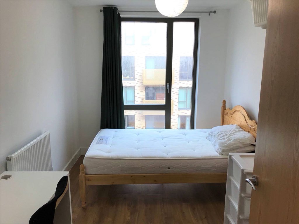 IDPAM15's tweet photo. Two bedroom apartment available to rent for £1700, within three minutes walk to Bromley By Bow Station.

#倫敦租房 https://t.co/vwoueMscXm