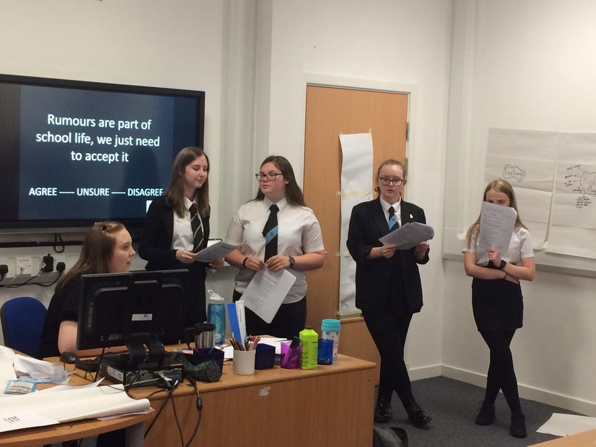 CBHSGeog's tweet photo. MVP day 2 - group tasks🌎@CoatbridgeHigh #MVP https://t.co/o9cb06KVVp