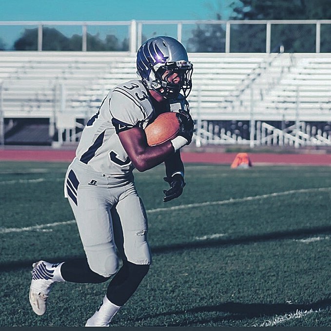 scoutSMART_'s tweet photo. Rising Sr. to watch: @AndrewBlitzke has a #statSCORE of 6.6 in our database. The RB ran for 1183 yards and 13 TDs. He's received offers from Army, and Northern Arizona. We are sure there are many more to come ๐ https://t.co/7CawUKgBOD