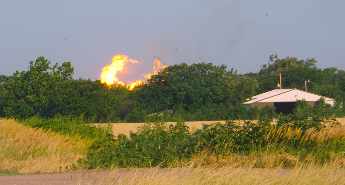Pipeline explosion sends flames 50 feet into the air in Kansas
