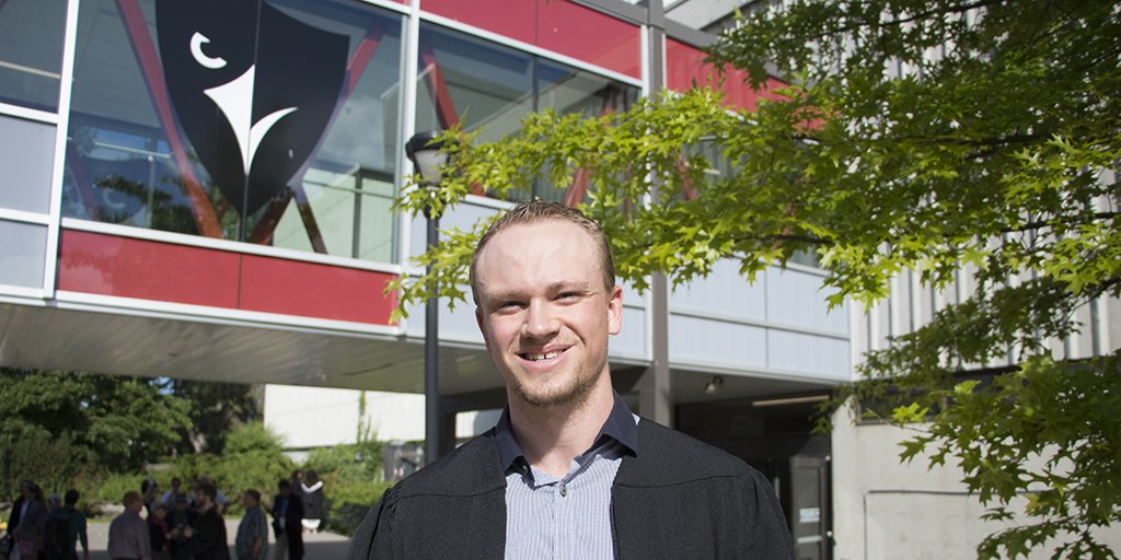 Carleton_U's tweet photo. Josh Majerle has learned a lot from pursuing a degree in Art History at Carleton, but his most important lesson? "Do something you enjoy, not necessarily what you think will benefit you [financially] in the long run. If it's something you enjoy, you'll love doing it for life." https://t.co/y8DY8GO5EZ