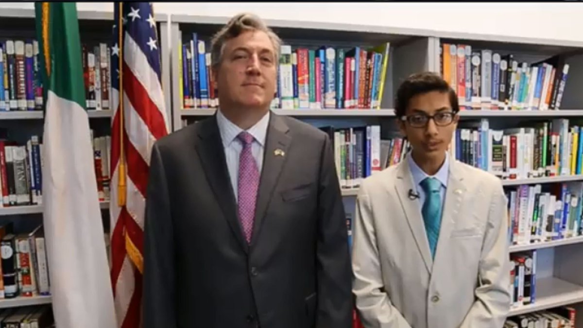 ALGERIA: U.S. Ambassador sends Eid El-Fitr wishes to Algerians (Video) evnsocialnewswire.slack.com/files/UA4JXSUD…