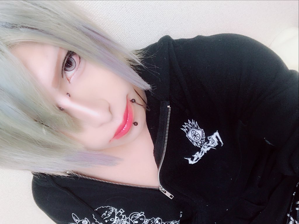 tmtm564's tweet photo. 仲良くしてねフォロバくれた皆さあぁんっっ！ https://t.co/PcRipbNNWM