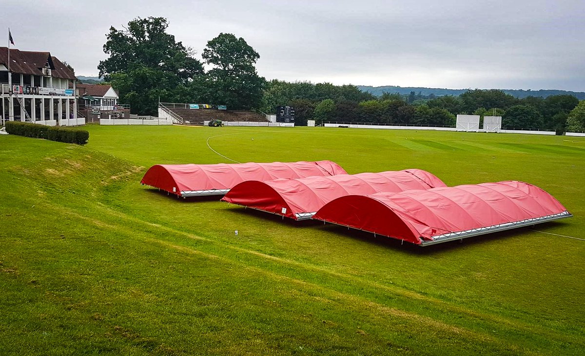 StuartCanvas's tweet photo. @motecricket now has 3 brand new mobile covers. Great choice of colour! #Red Mote CC was founded in 1857 #HistoricClub #Cricket #History #StuartCanvas #CricketEquipment #GetTheGameOnπ https://t.co/JD9LyjxXLE