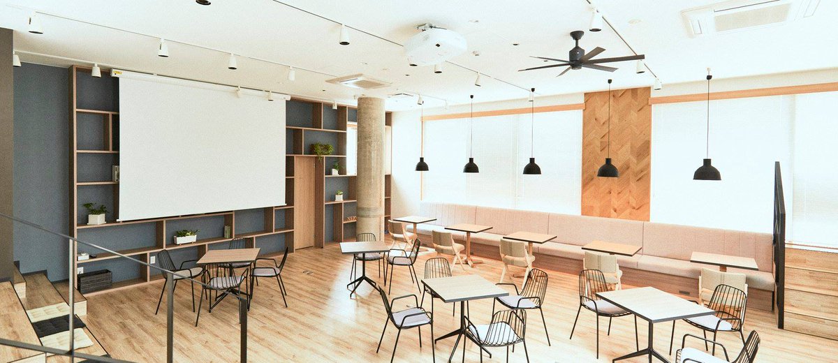 Jector_jp's tweet photo. 【告知】
JECTOR を運営しております、弊社、株式会社ねこじゃらしでは、
4月20日の移転に伴って『DMZ CAFE』というワーキングスペースを構えております。フリーランスの方やベンチャー企業の方でセミナーや勉強会などで活用してみたいと思いの方がいましたら DM お待ちしております！ https://t.co/sKFuboVLKx