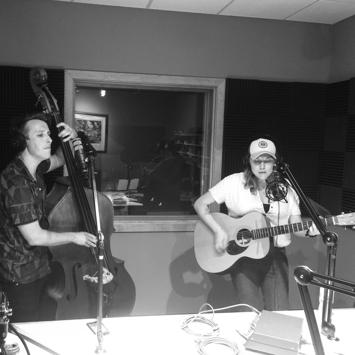 Vinyl Emergency Podcast tweet media