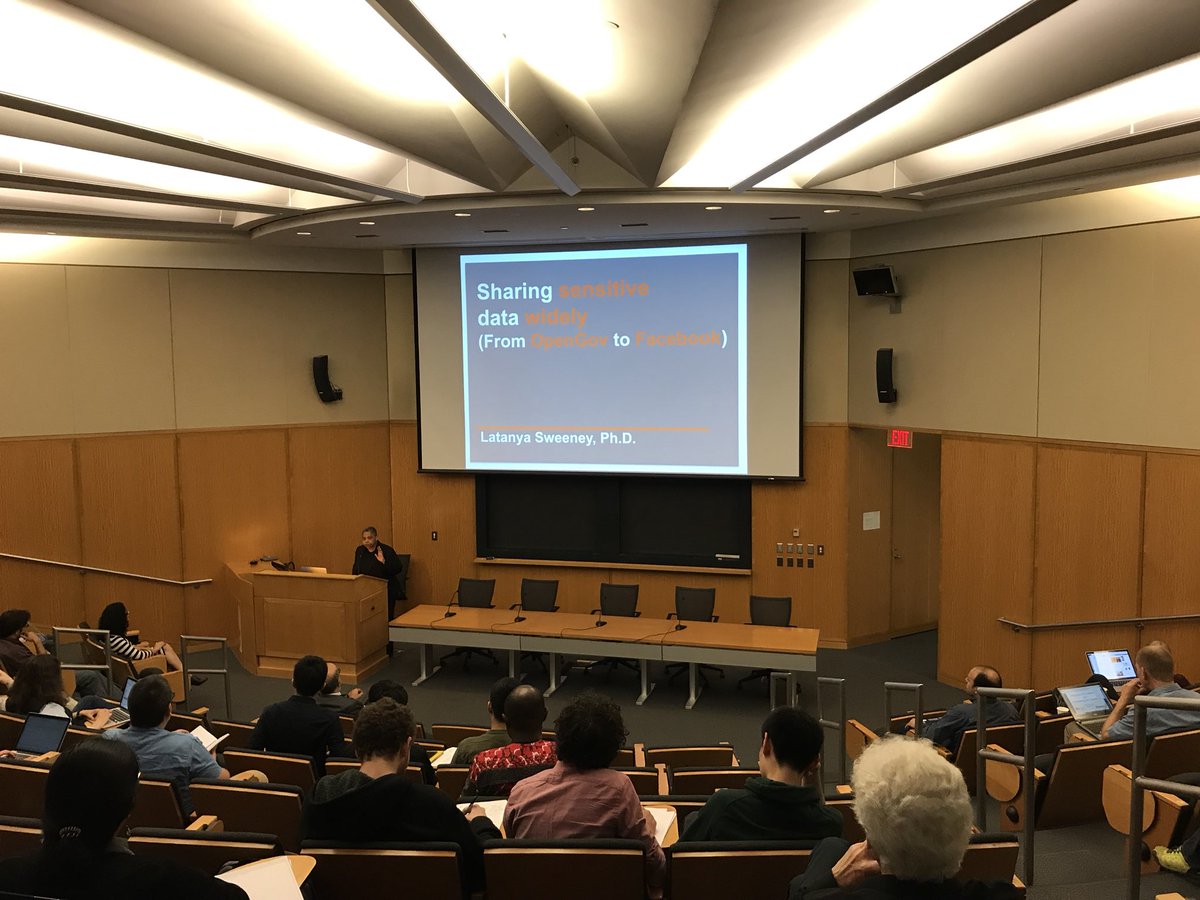 dataverseorg's tweet image. @LatanyaSweeney getting us started on the last day of #dataverse2018 #datatags