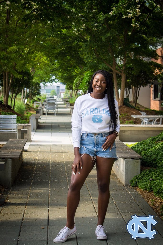 JoelleARoberts's tweet image. I bleed Agnes Scott purple, Georgia State blue, and now Carolina blue! I’m excited to share that I’ll be pursuing my PhD in Epidemiology this fall at the University of Carolina Chapel Hill! ✨

#GoHeels #TrynaGrad #BlkGradLife #sisterPhD