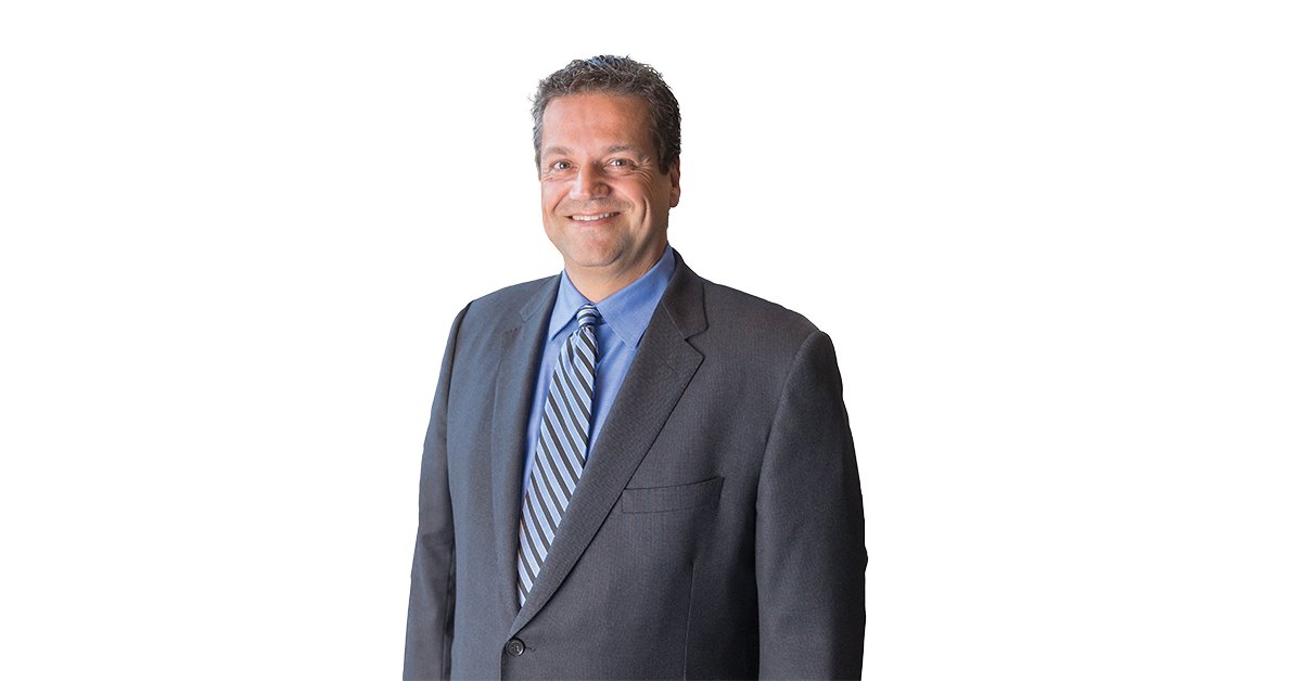 CPAquebec's tweet photo. Altruiste et respecté pour son impressionnant leadership, le #FCPA Martin Bernier met son énergie rassembleuse au service de @PwC et de plusieurs causes telles que @HeforShe et @24hTremblant. Lisez sa biographie : https://t.co/6dJ1UqgMYr @HEC_Montreal @PwC_Canada #FellowCPA https://t.co/6ckkr8eaA3