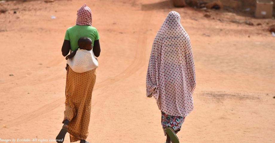 POuagaPF's tweet photo. Le Projet de renforcement de la PF financé par la Fondation Bill &amp; Melinda Gates et l'AIMF de la commune de Bobo-Dioulasso a organisé un atelier de formation de cinquante animateurs relais sur la création de la demande en services de PF.
https://t.co/uAShSg4myV https://t.co/qPLbqGUzlF