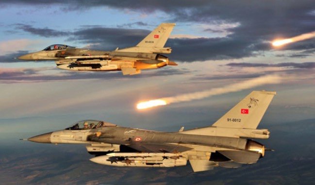 tim_dernegi's tweet photo. ''12 Haziran 2018 tarihinde Kandil’e yönelik gerçekleştirilen hava harekâtı neticesinde, aralarında PKK/KCK terör örgütünün sözde bölge sorumlularından birinin de bulunduğu 26 teröristin etkisiz hale getirildiği tespit edilmiştir.'' https://t.co/6051FyzapO