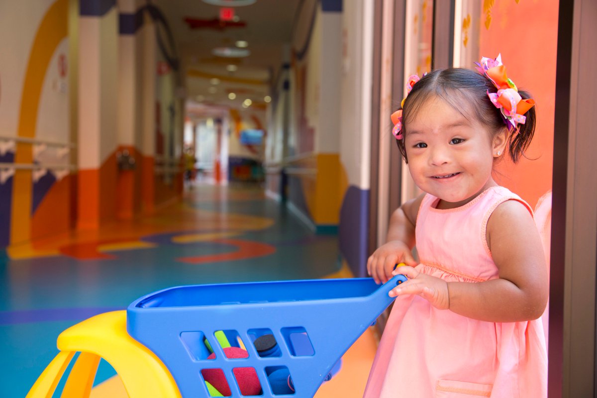 CFHealthPlans's tweet photo. Smiles are powerful, especially Kaylhaโs! At #CFHP our goal is to help your children stay smiling so they can keep living their life happy, healthy and worry free! #NationalSmilePowerDay https://t.co/Hv2p45LhU5