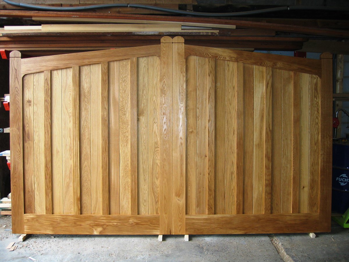 NJFshopfitting's tweet image. We are looking for a joiner to join our growing team at our Bicester joinery shop. Immediate start! #joinery #job #joiner