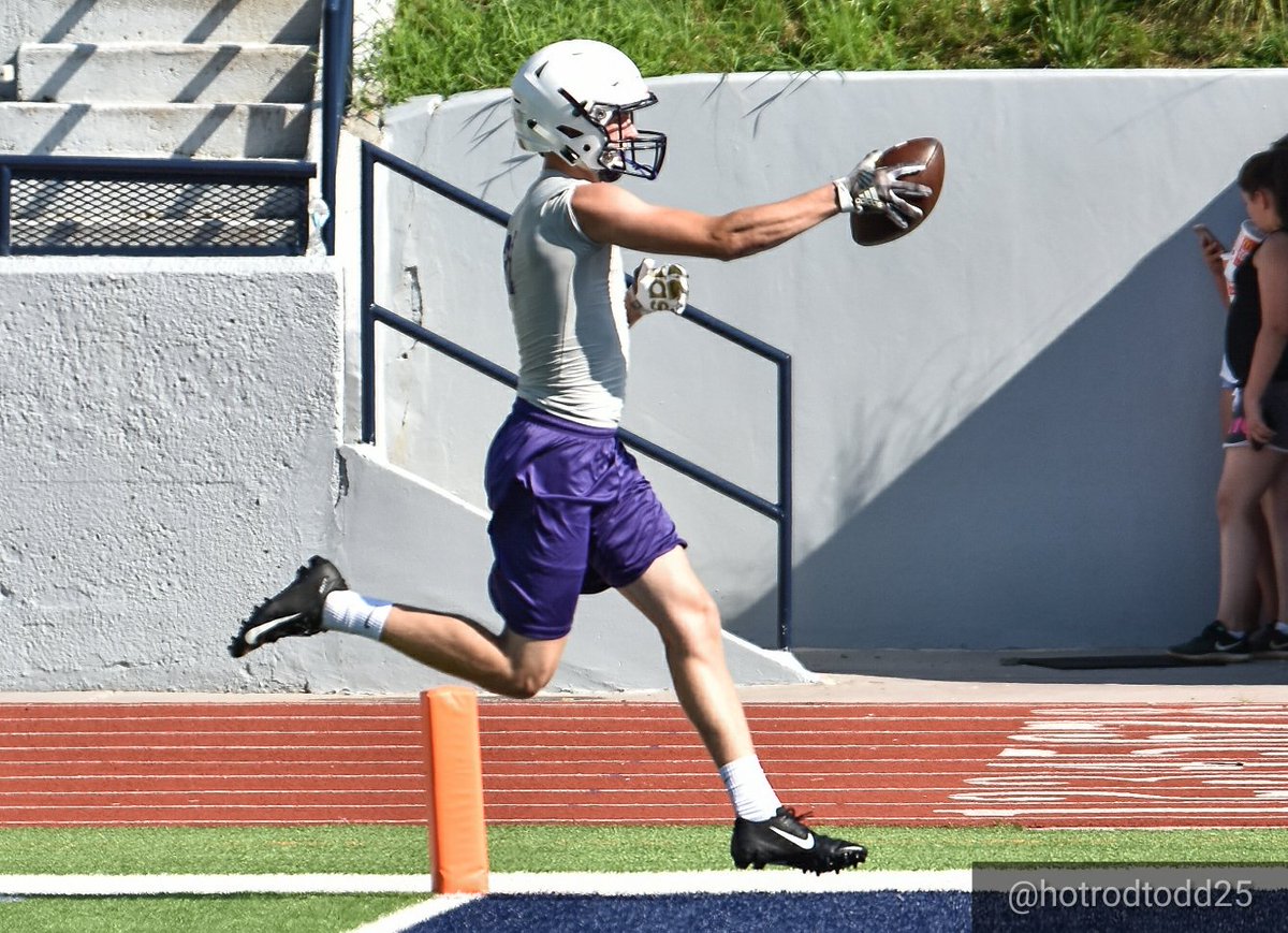 Kanon Hemphill drags a foot on his second TD catch of the day.